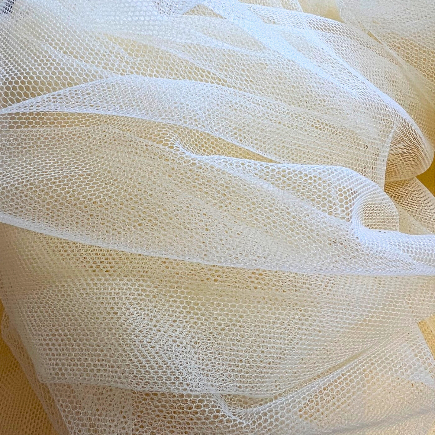 Tul Mate Premium – 100% Nylon, 22 gsm, 160 cm de ancho 6