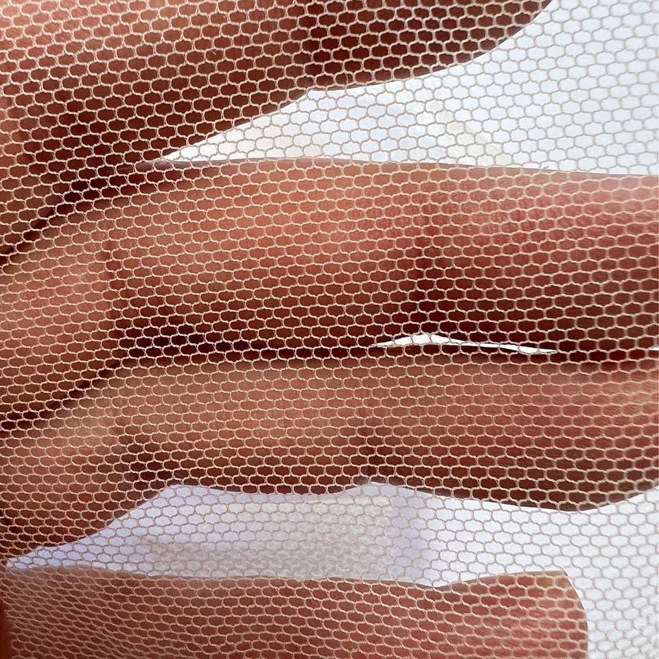 Tul Mate Premium – 100% Nylon, 22 gsm, 160 cm de ancho 7