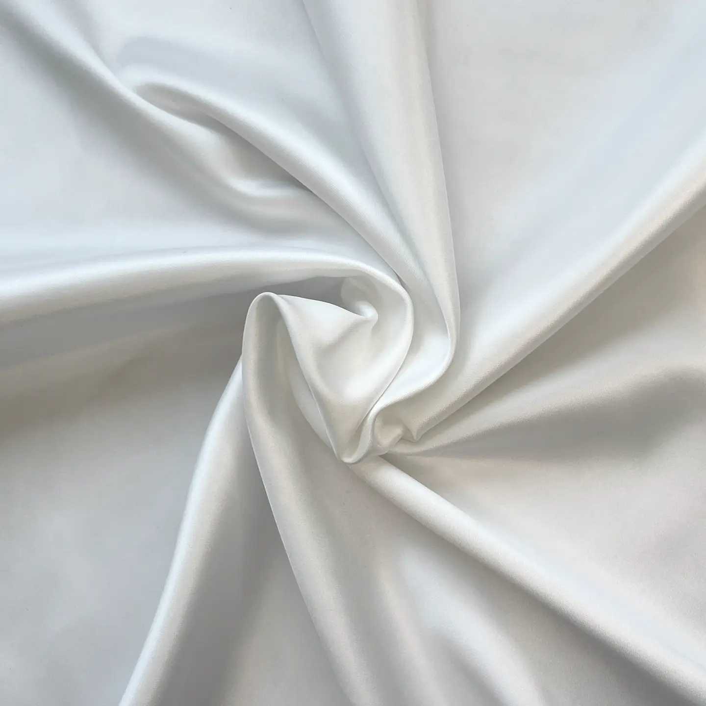 Piel de Ángel - Satén Mate 200 gsm, 150 cm de ancho, 5% elastano 11