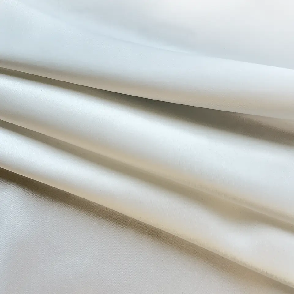 Piel de Ángel - Satén Mate 200 gsm, 150 cm de ancho, 5% elastano 12