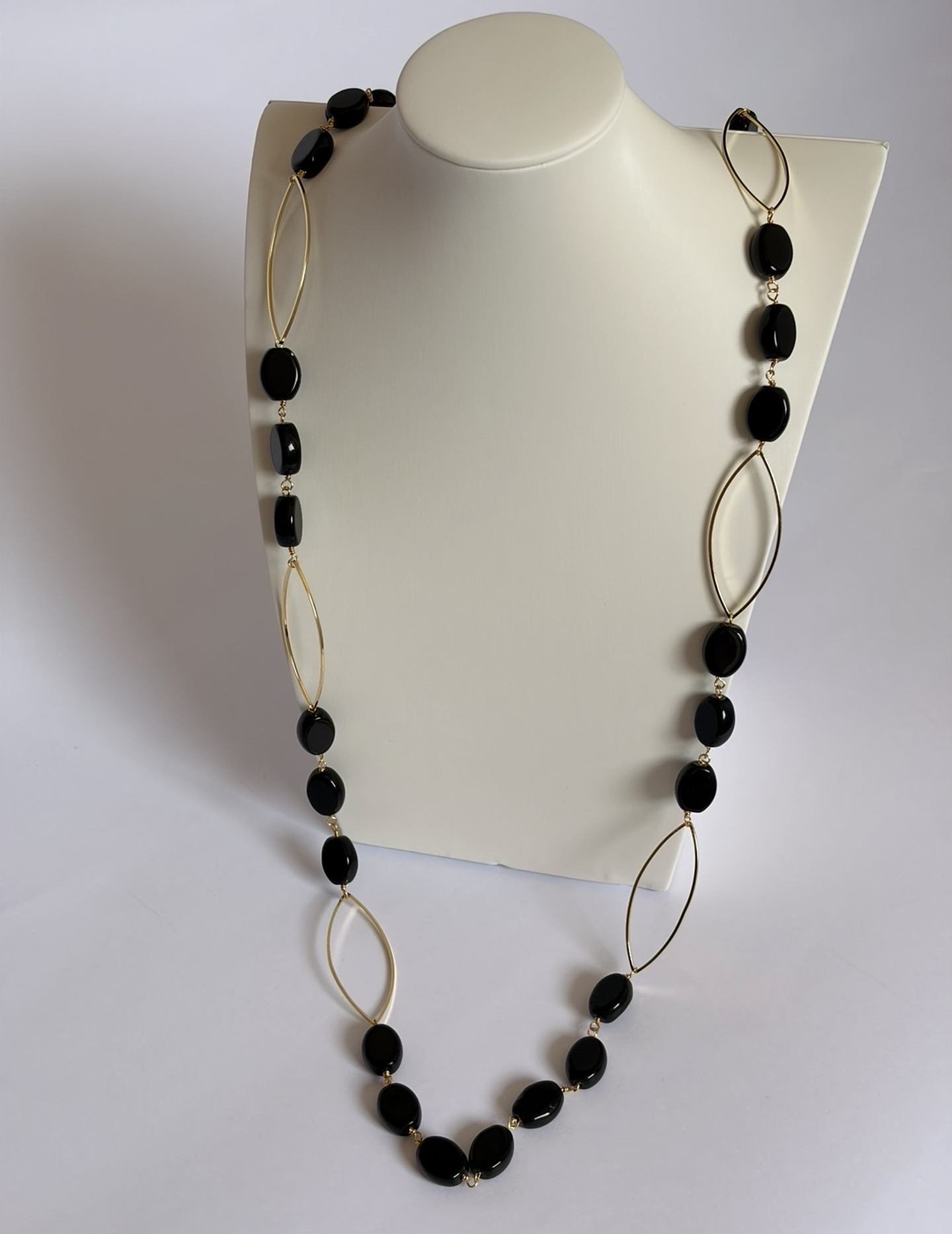 Collar Largo Negro  2