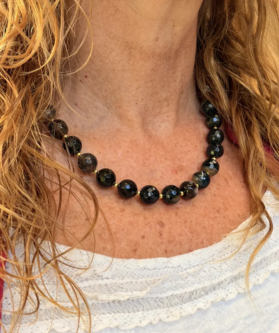 Collar Piedras Negro 2