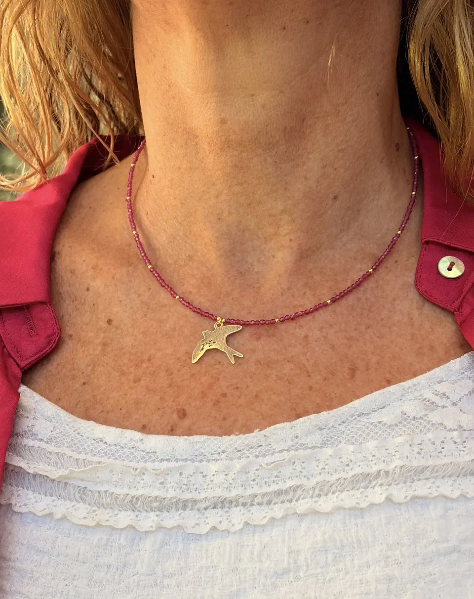 Collar Rosado - Paloma de la Paz 1