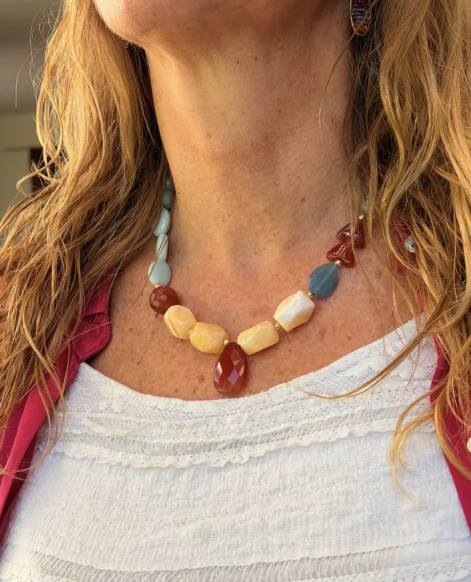 Collar Piedras Colores 2