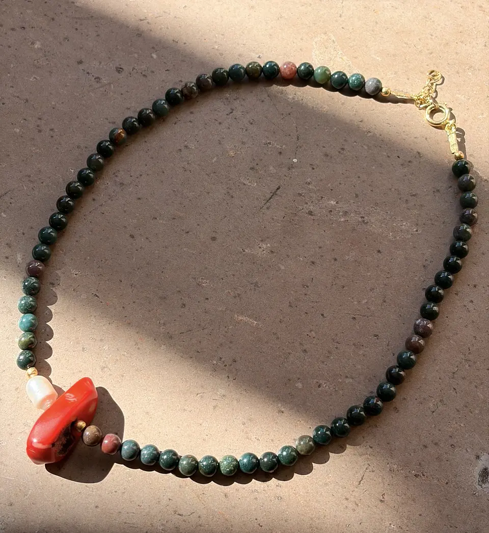 Collar Piedras con perla y coral 2