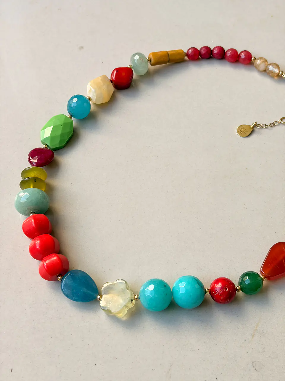 Collar Piedras Colores 1
