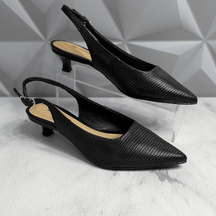 Stiletto destalonado negro en cuero bottero 1