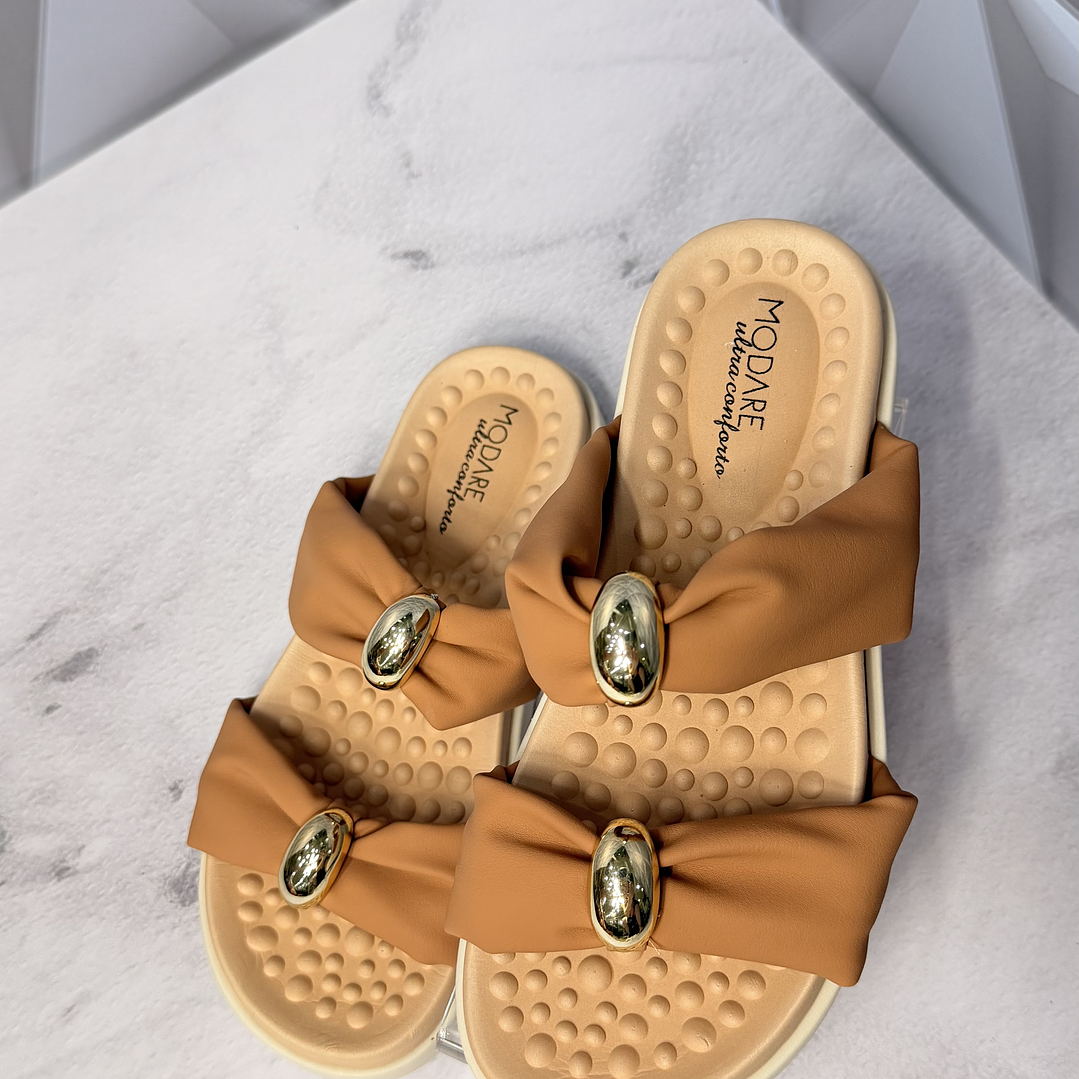 Sandalia nude sueca con herrajes, plantilla esporas modare 3