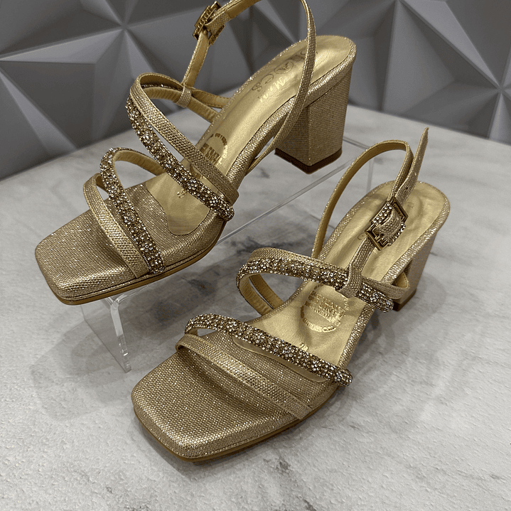 Sandalia Golden Elegance 1
