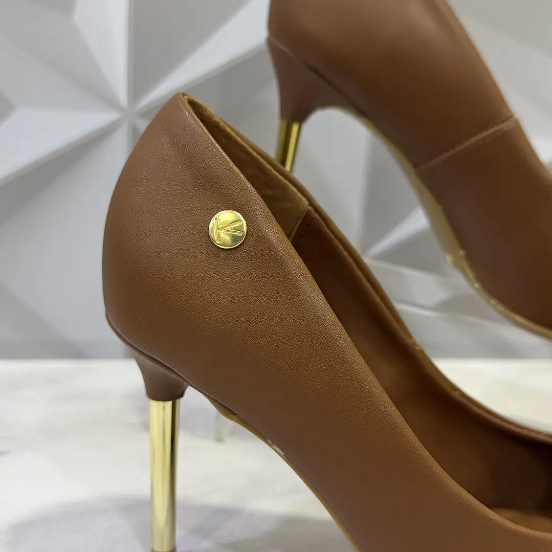 STILETTO  ROUSE  EN TONO NEGRO BY VIZZANO  3