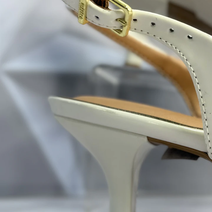 STILETTO TALCO VERNIZ VIZZANO  2