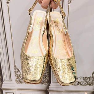 ZAPATO MERCY DORADO FOLIA 