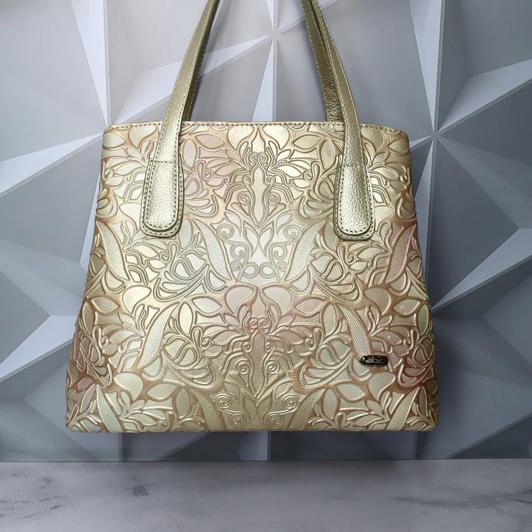 CARTERA JULIANA FLORAL DORADA 1
