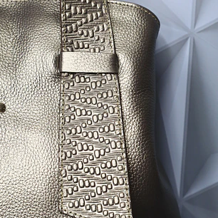 CARTERA ESTRUCTURADO VERONA BRONCE 