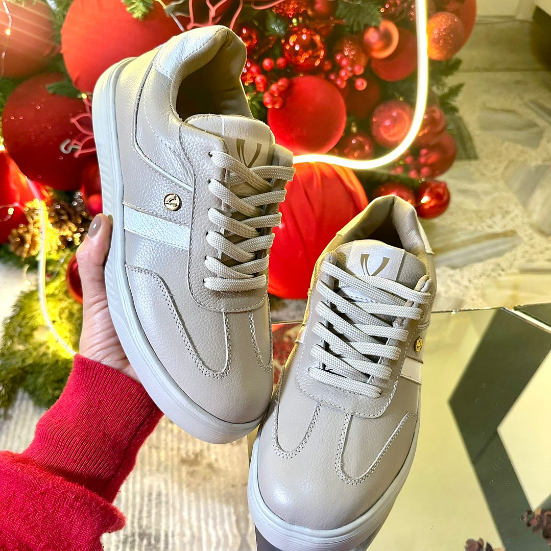 Ref: Venneton Taupe Dune 2