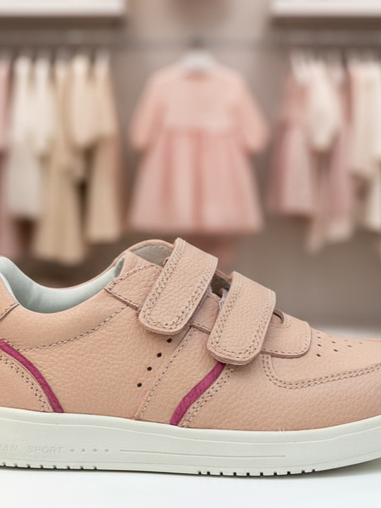 Zapatilla de Niña con Velcro 1