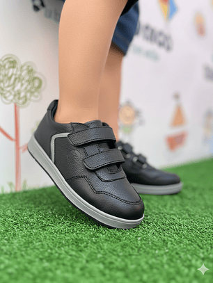 Zapatilla de Niño con velcro