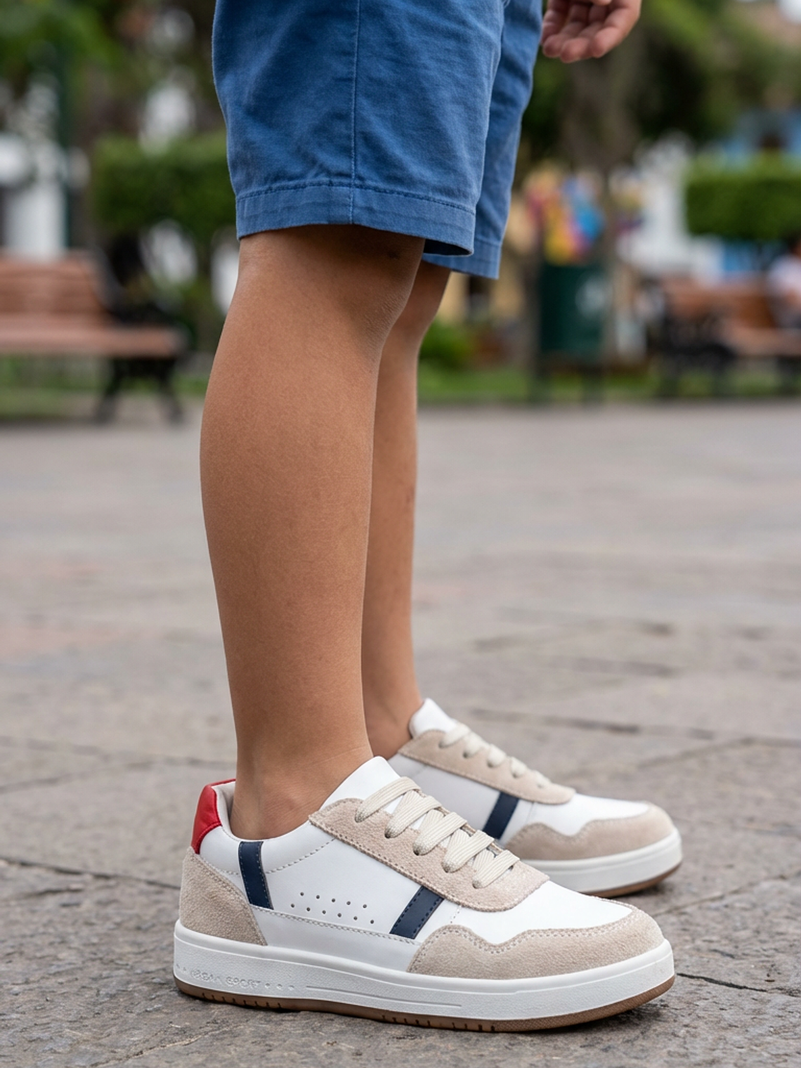 Zapatilla de Niño tricolor 2