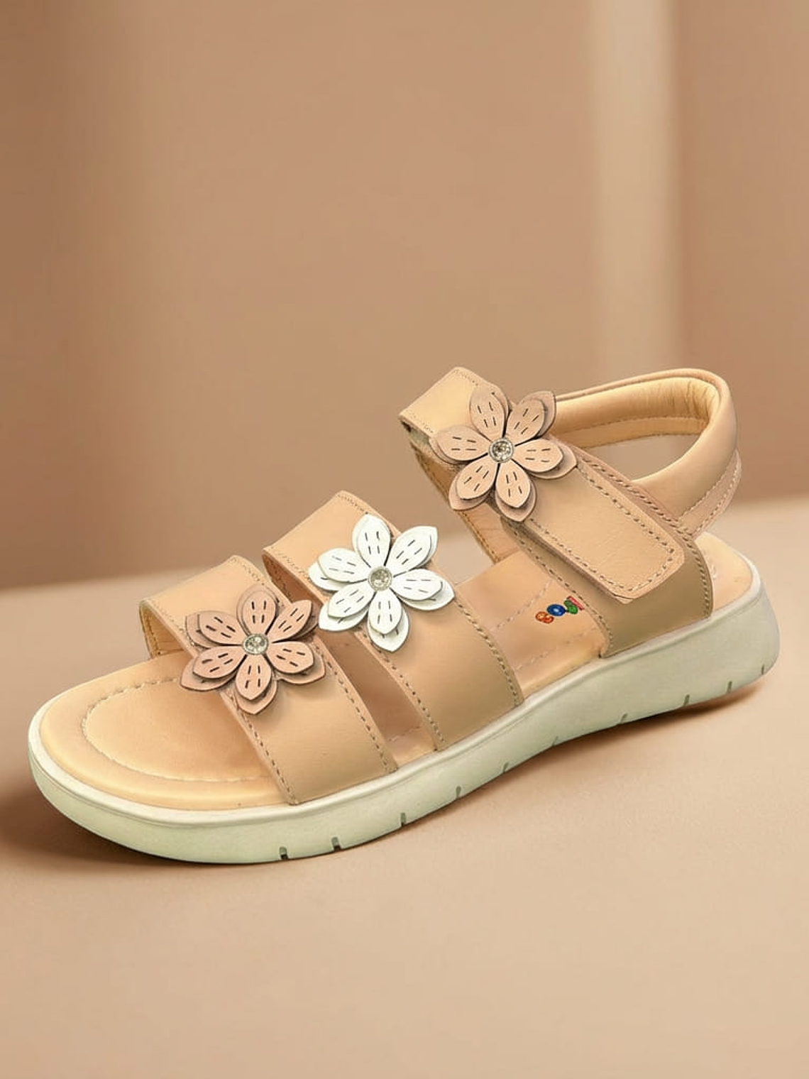 Sandalia de Niña con velcro 3