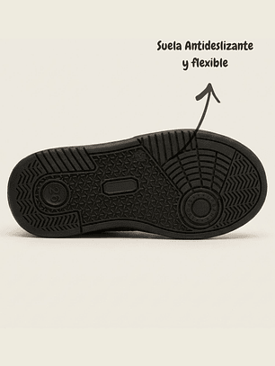 Zapato escolar con velcro