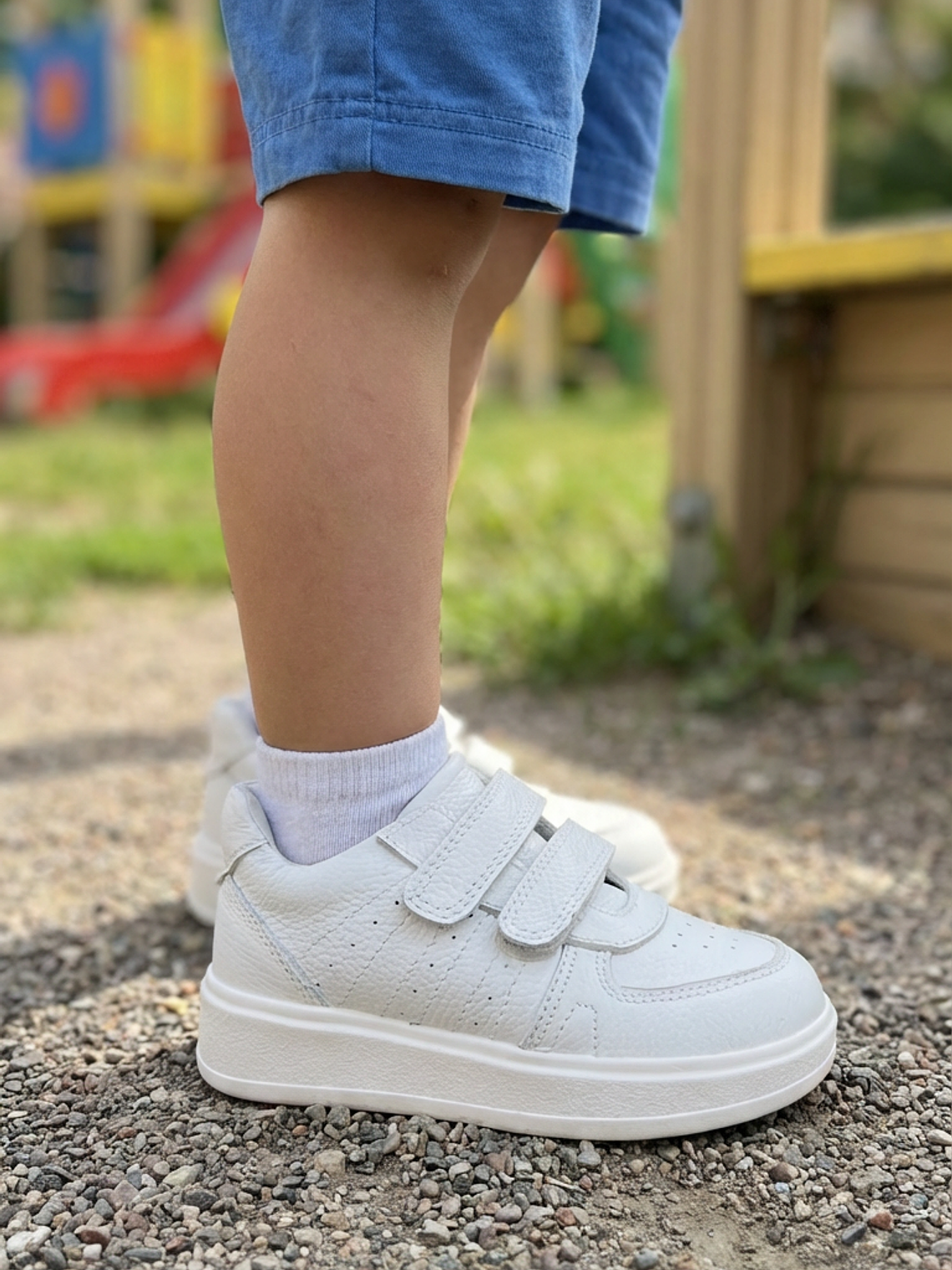 Zapatilla blanca Unisex 2