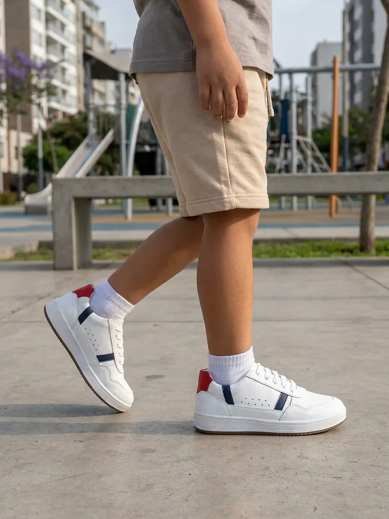 Zapatilla blanca unisex 4