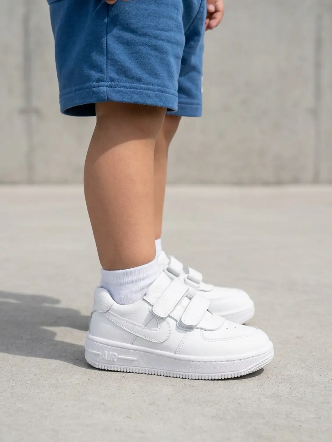 Zapatilla blanca unisex 3