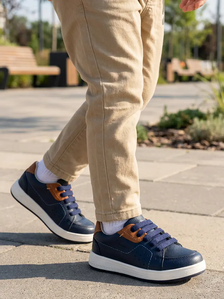 Zapatilla de Niño 4