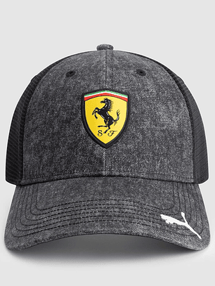 GORRA F1 FERRARI TRUCKER 2025