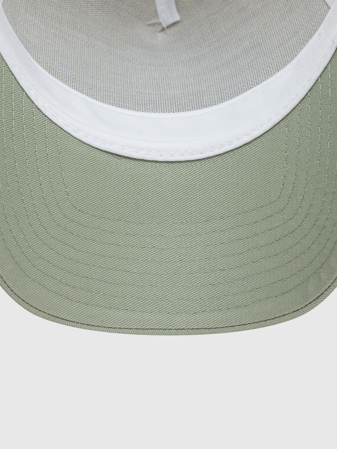 GORRA F1 RED BULL RACING TRUCKER SEASONAL 5