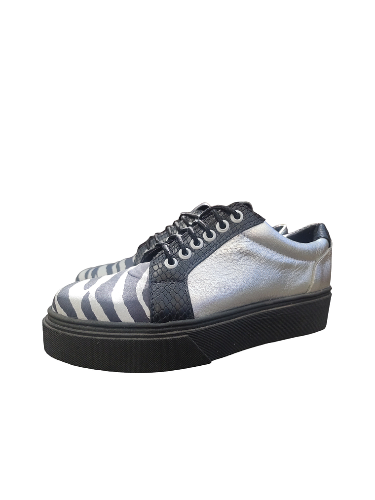 ZAPATILLAS URBANAS  2