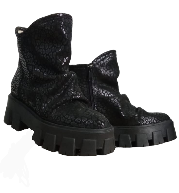 BOTIN MUJER PLANO - ARRUGADO NEGRO