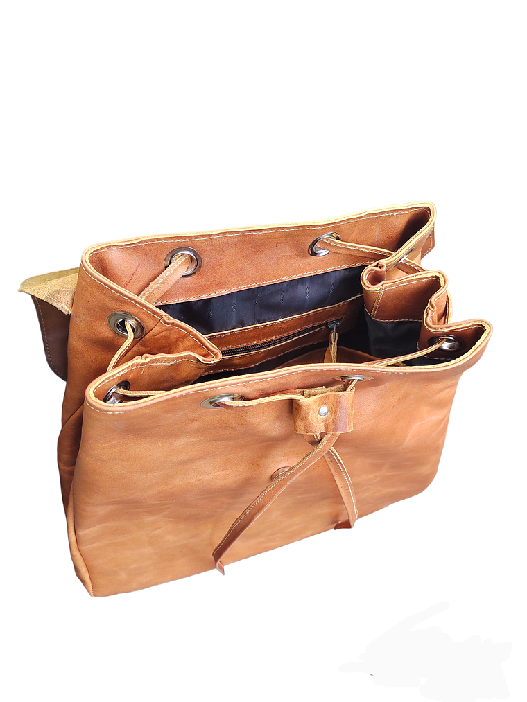 MOCHILA DE CUERO  3