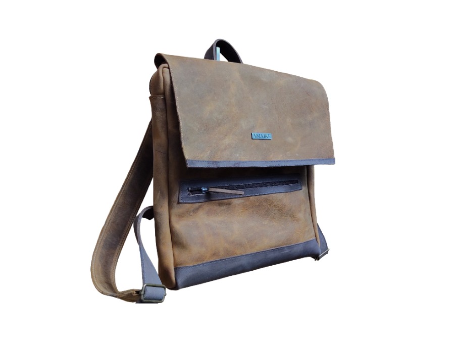 MOCHILA DE CUERO