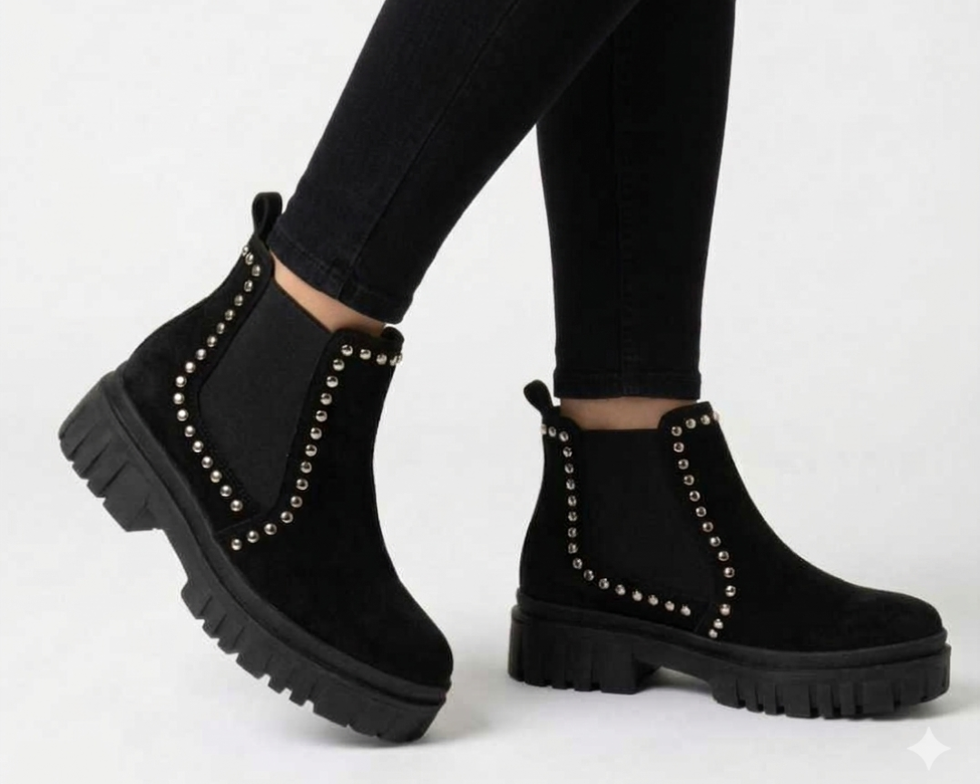 Botin de Mujer Negro Tachas (BA3.H)