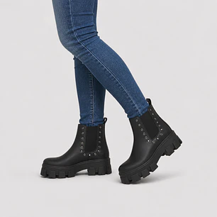 CHELSEA TANKE TACHAS