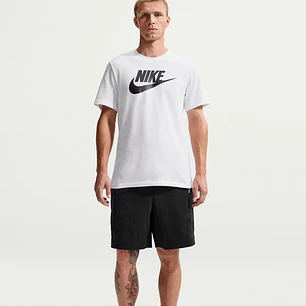 Nike Sportswear      AR5004-101