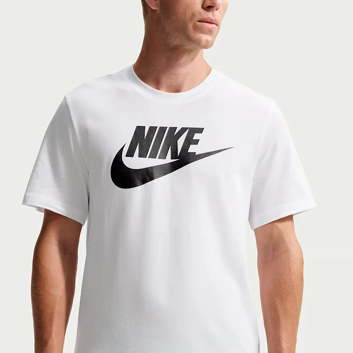 Nike Sportswear      AR5004-101 2