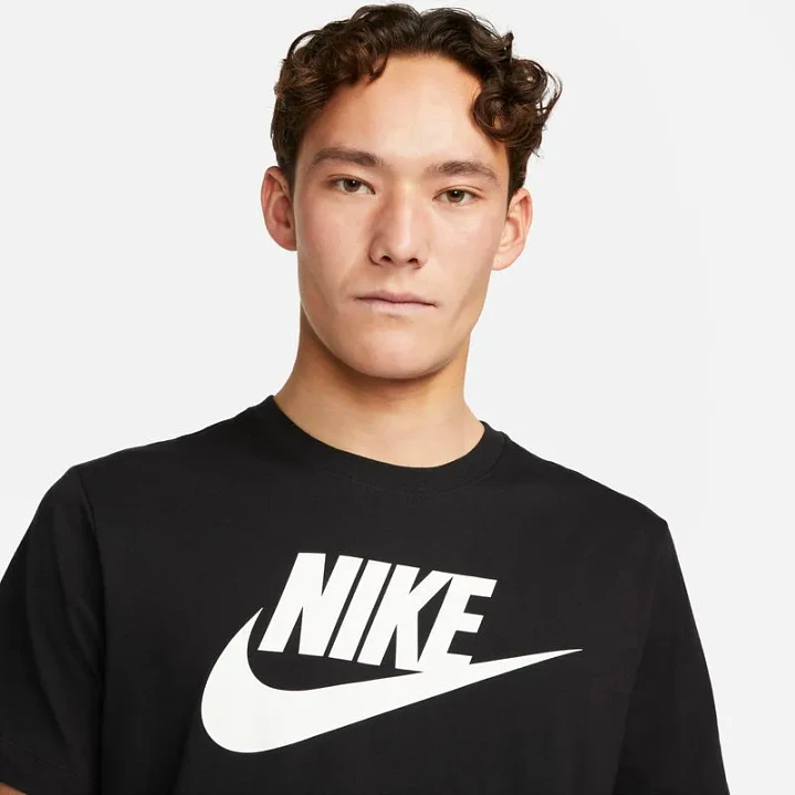 Nike Sportswear 2