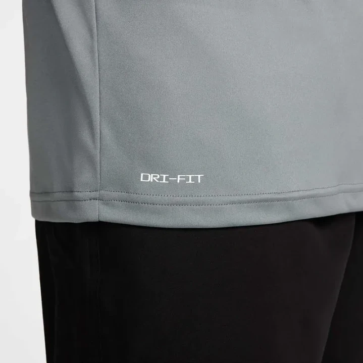 Nike Essential Short Sleeve Hydroguard 4