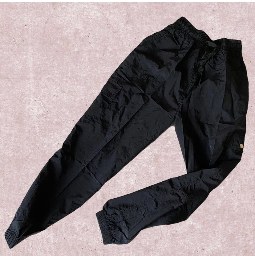 Pantalón de Buzo Tamara Negra Ellesse - Compra Ahora | Dafiti Chile