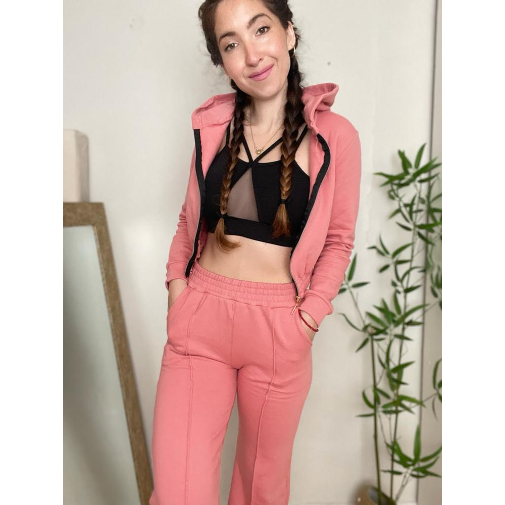 Conjunto sport flare burdeo