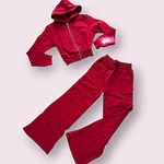 Conjunto sport flare burdeo