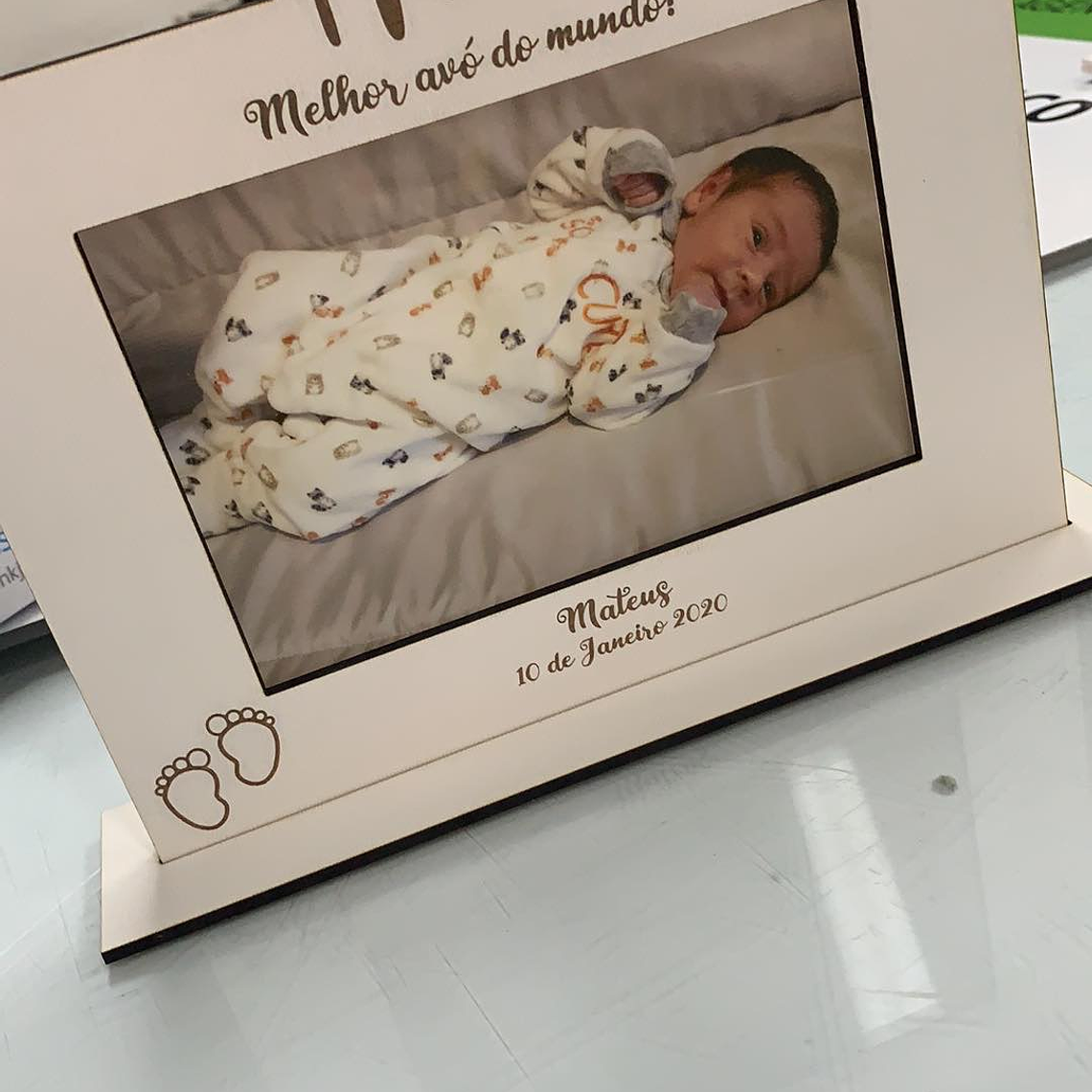 Porta Moldura Personalizada - Presente Único para Família e Amigos 1