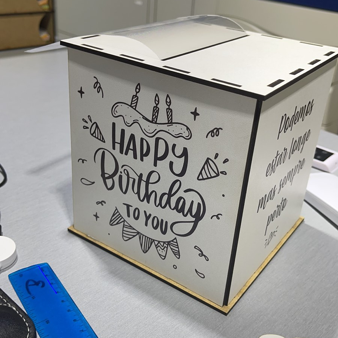 Caixa Aniversário Personalizada em MDF - Design Exclusivo para Presentes 1