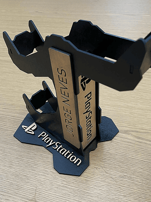 Suporte Personalizado para PlayStation em MDF - Design Exclusivo para Consolas