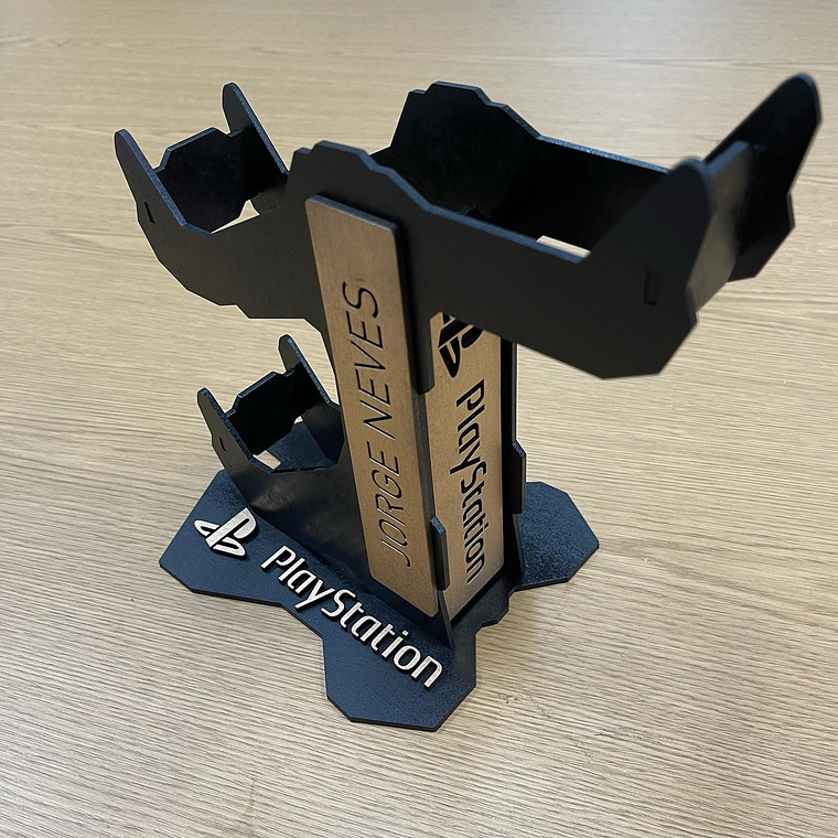 Suporte Personalizado para PlayStation em MDF - Design Exclusivo para Consolas 1