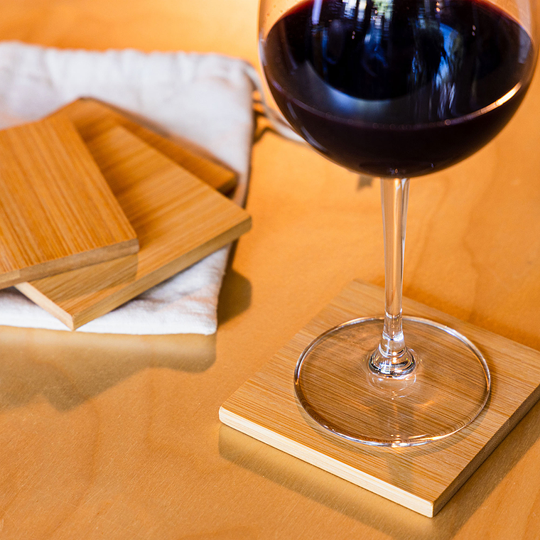 Set de 4 Bases de Bambu para Copos com Bolsa - Personalizável 7