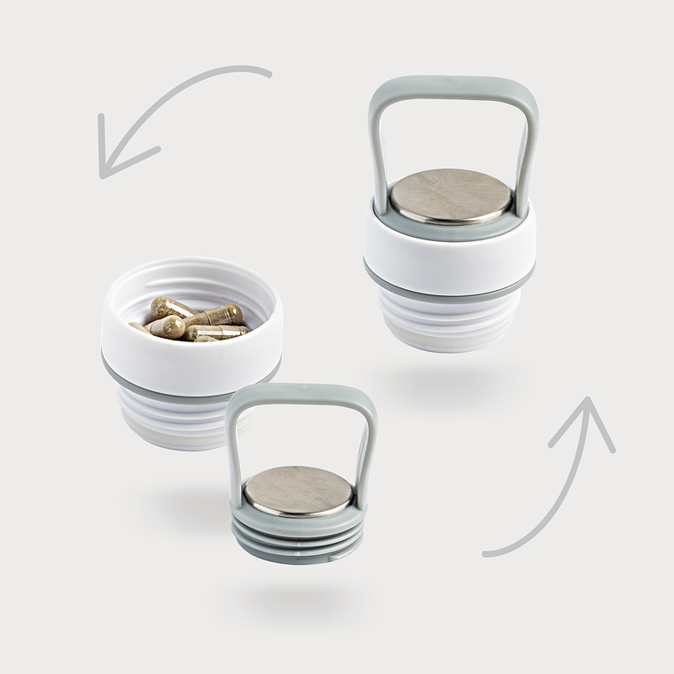 Garrafa Térmica com Compartimento e Tampa 9