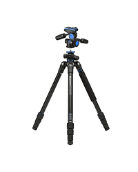 Trípode Benro con Cabezal de Tres Vías y Abatible